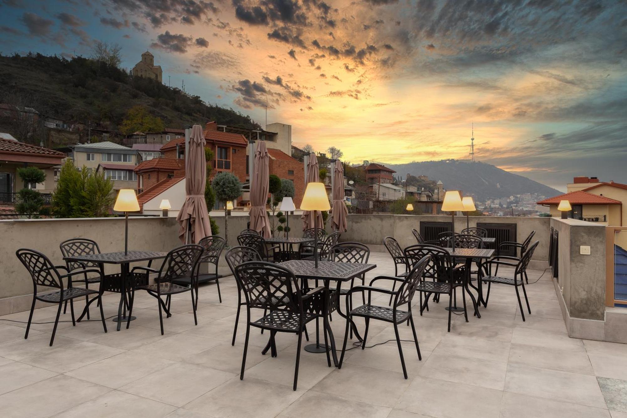 Brooch Boutique Hotel Tbilisi Exterior foto